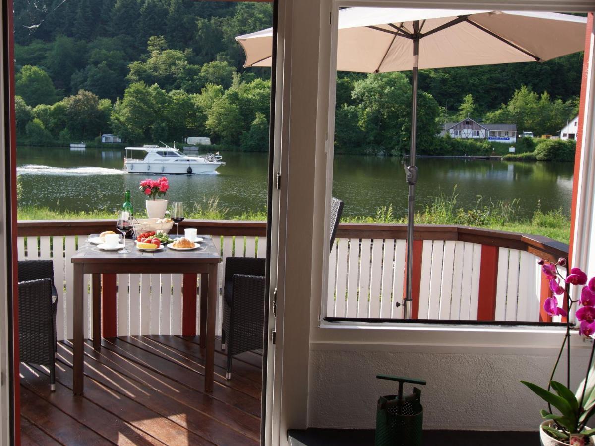 Altes Faehrhaus An Der Mosel Anno1633 Apartment Traben-Trarbach Exterior photo